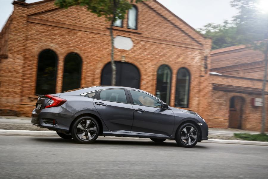  Honda Civic EX Sedan (FC) 2016 года  (LA) (фото 4 из 20)